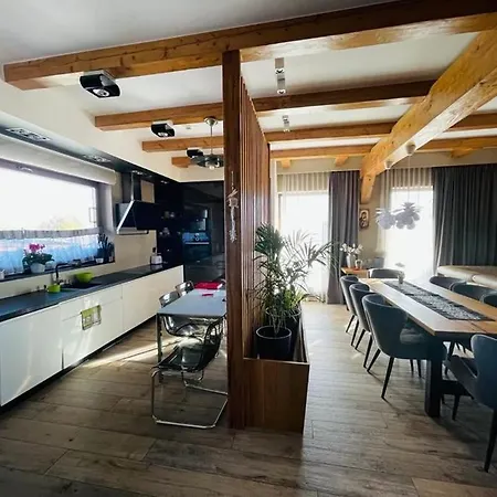 Pod Strzecha W Beskidach Вилла *