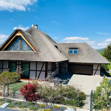 Villa Pod Strzecha W Beskidach *